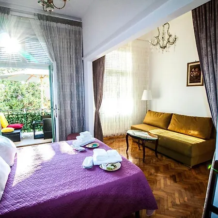 The Routes Of Habsburg Apartment